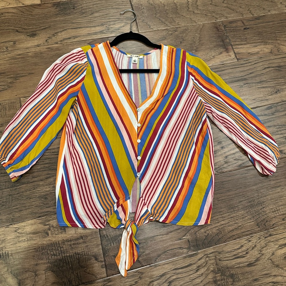 Tie front top